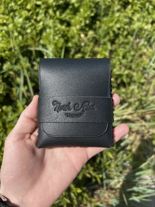 Portefeuille compact North Atlas Leather conçu pour ne pas encombrer les poches.